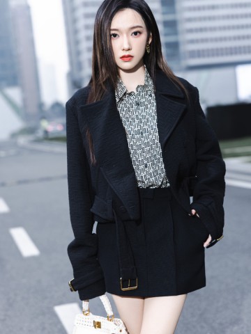 程潇氛围感街拍，有没有击中你的心巴？