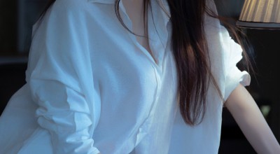 纯欲风养眼美女，美腿玉足