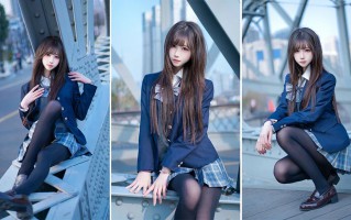 日系JK天桥拍照，6个万能姿势+技巧，秒变清新少女感