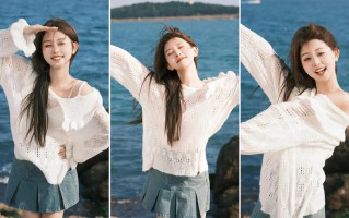 海边写真姿势指南：10 个动作拍出清新氛围感