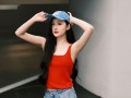 袁雨萱吊带牛仔，活力满格