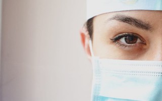 熬夜到什么程度会猝死：医生划出4条红线！