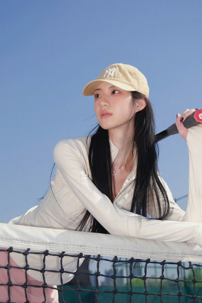 网球少女9个高光拍照姿势,青春活力拉满-第4张图片-风享汇 网球少女9个高光拍照姿势,青春活力拉满-第4张图片-风享汇
