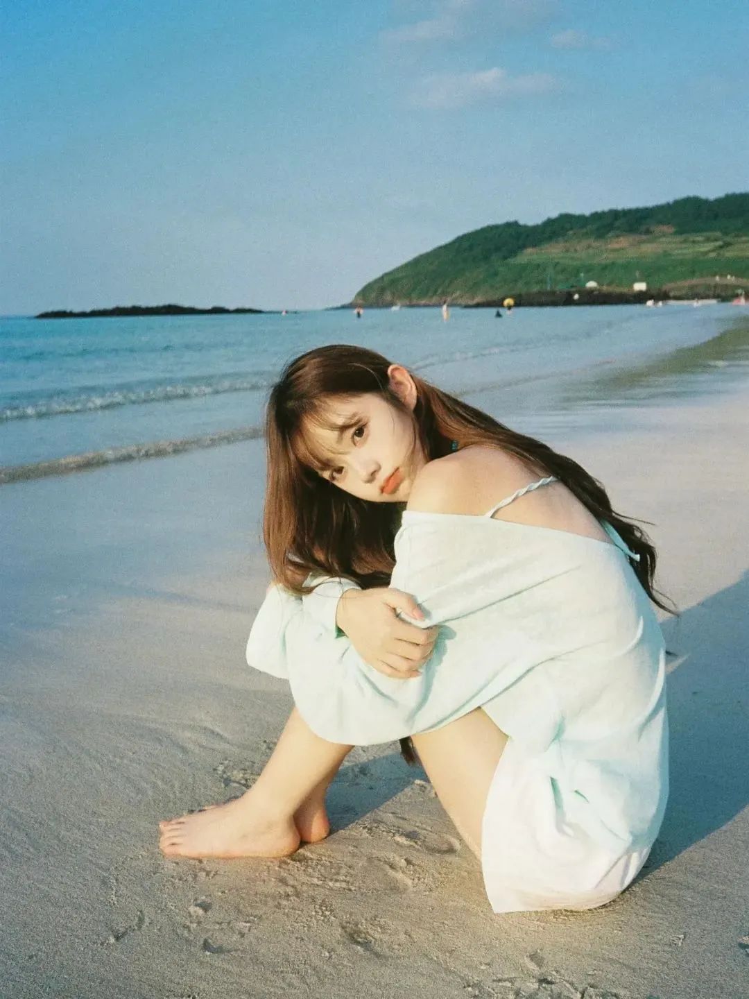 海边拍照姿势大集合,氛围感美照等你来解锁-第4张图片-风享汇 海边拍照姿势大集合,氛围感美照等你来解锁-第4张图片-风享汇