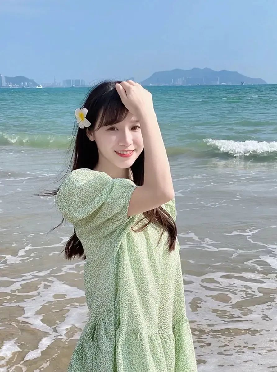 海边拍照6个实用姿势技巧,助你拍出绝美海边大片-第3张图片-风享汇 海边拍照6个实用姿势技巧,助你拍出绝美海边大片-第3张图片-风享汇