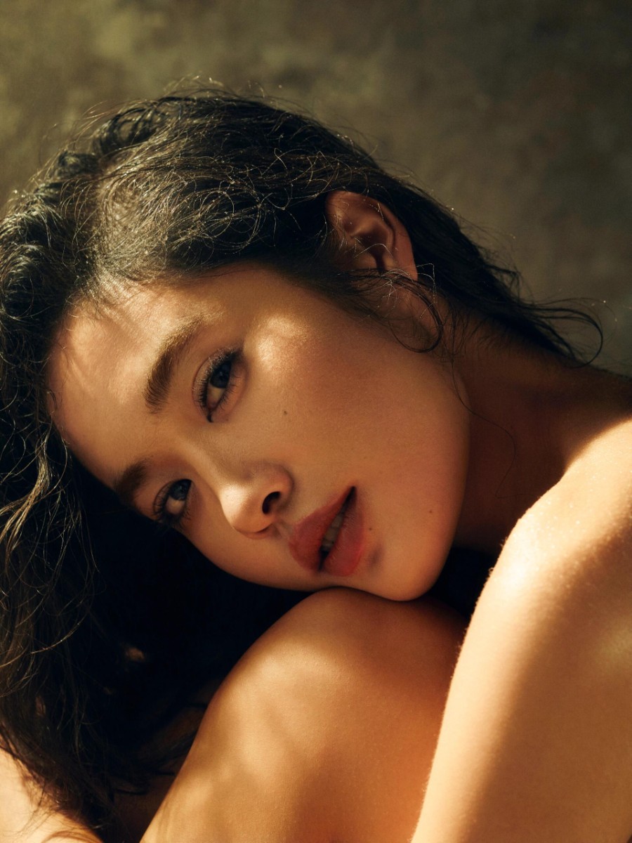 光影氛围感性感美女写真-第9张图片-风享汇