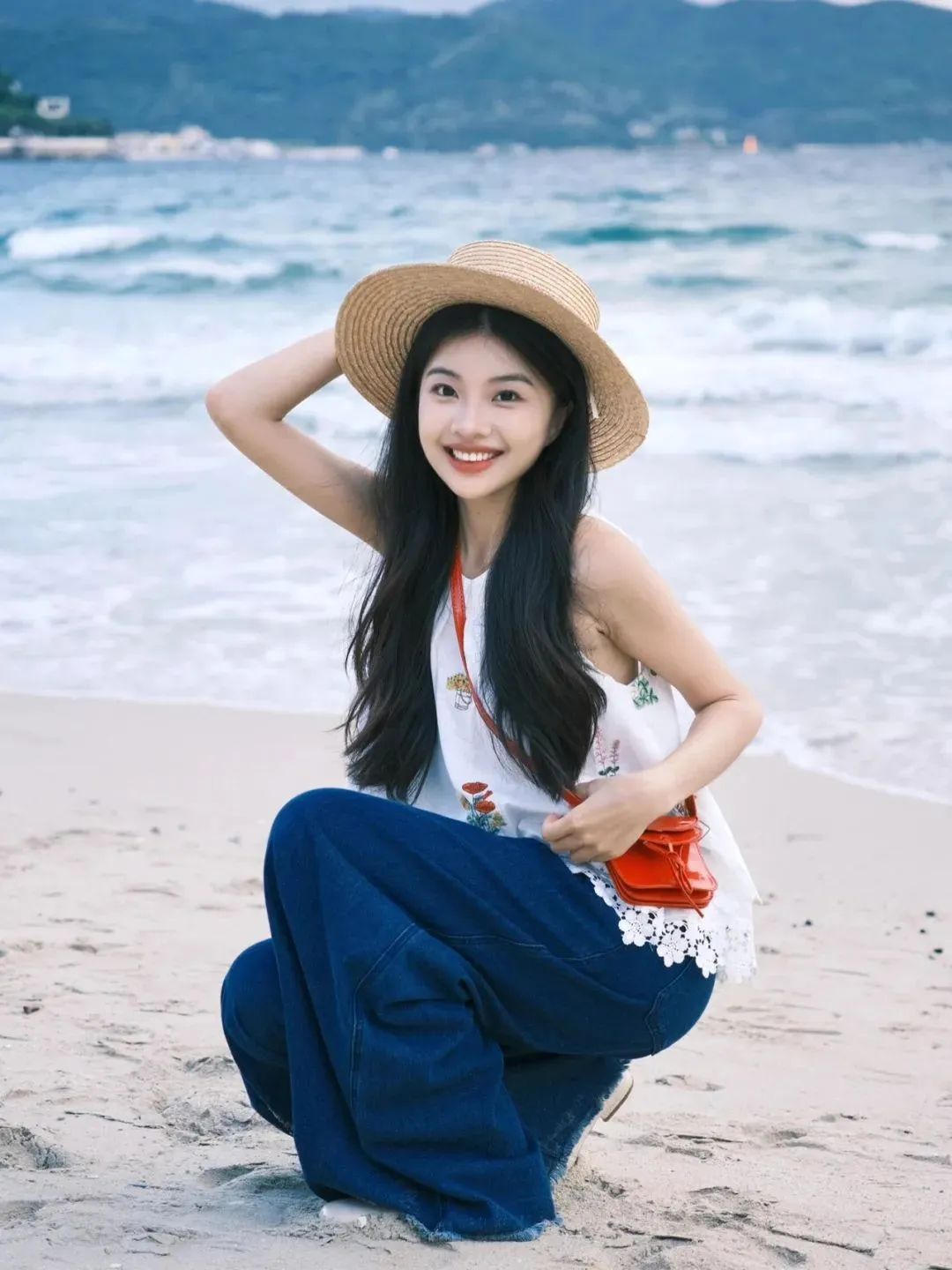 海边拍照姿势大放送，跟着做秒出氛围感大片-第3张图片-风享汇