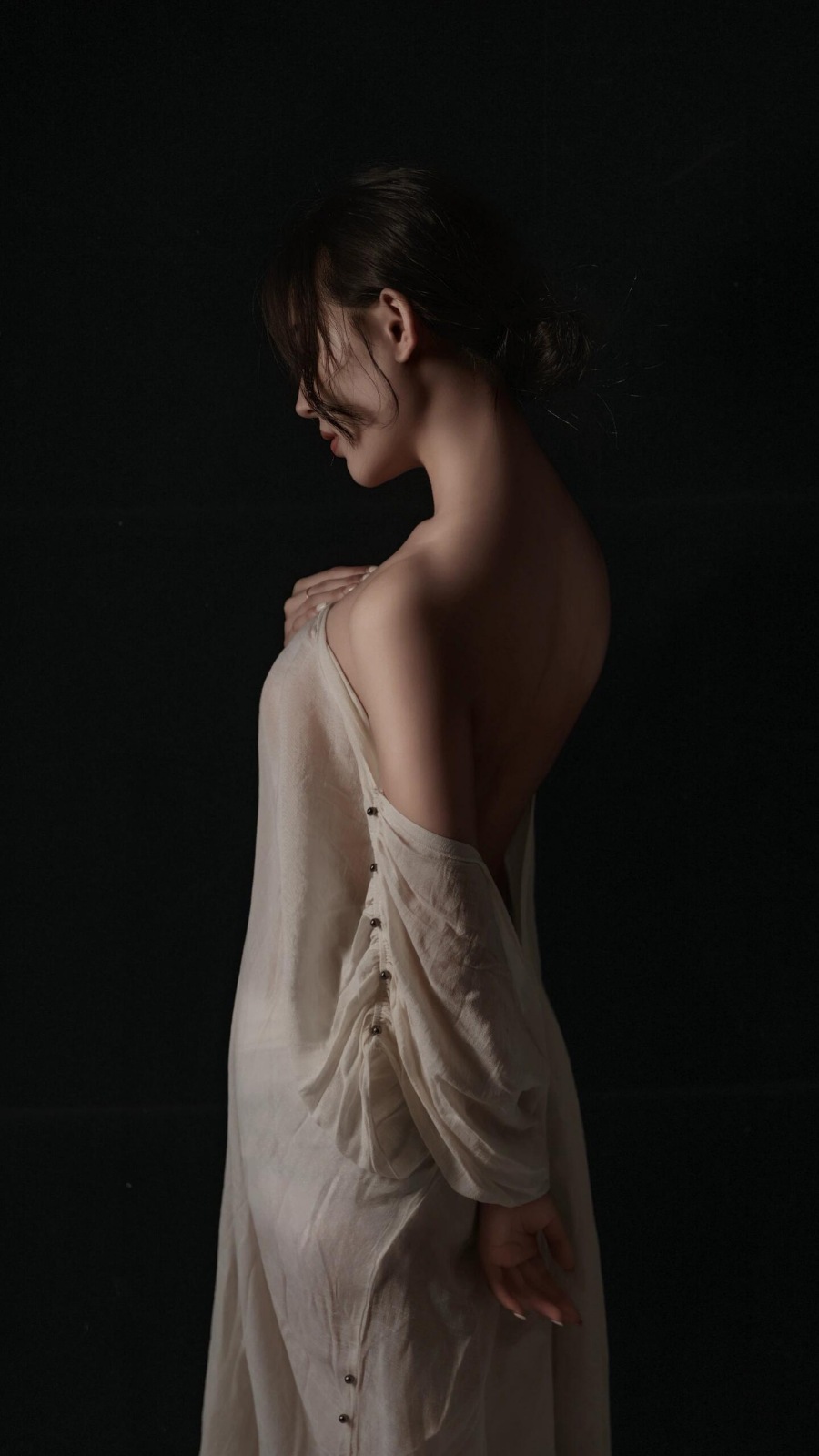 高级感光影艺术美女写真-第1张图片-风享汇