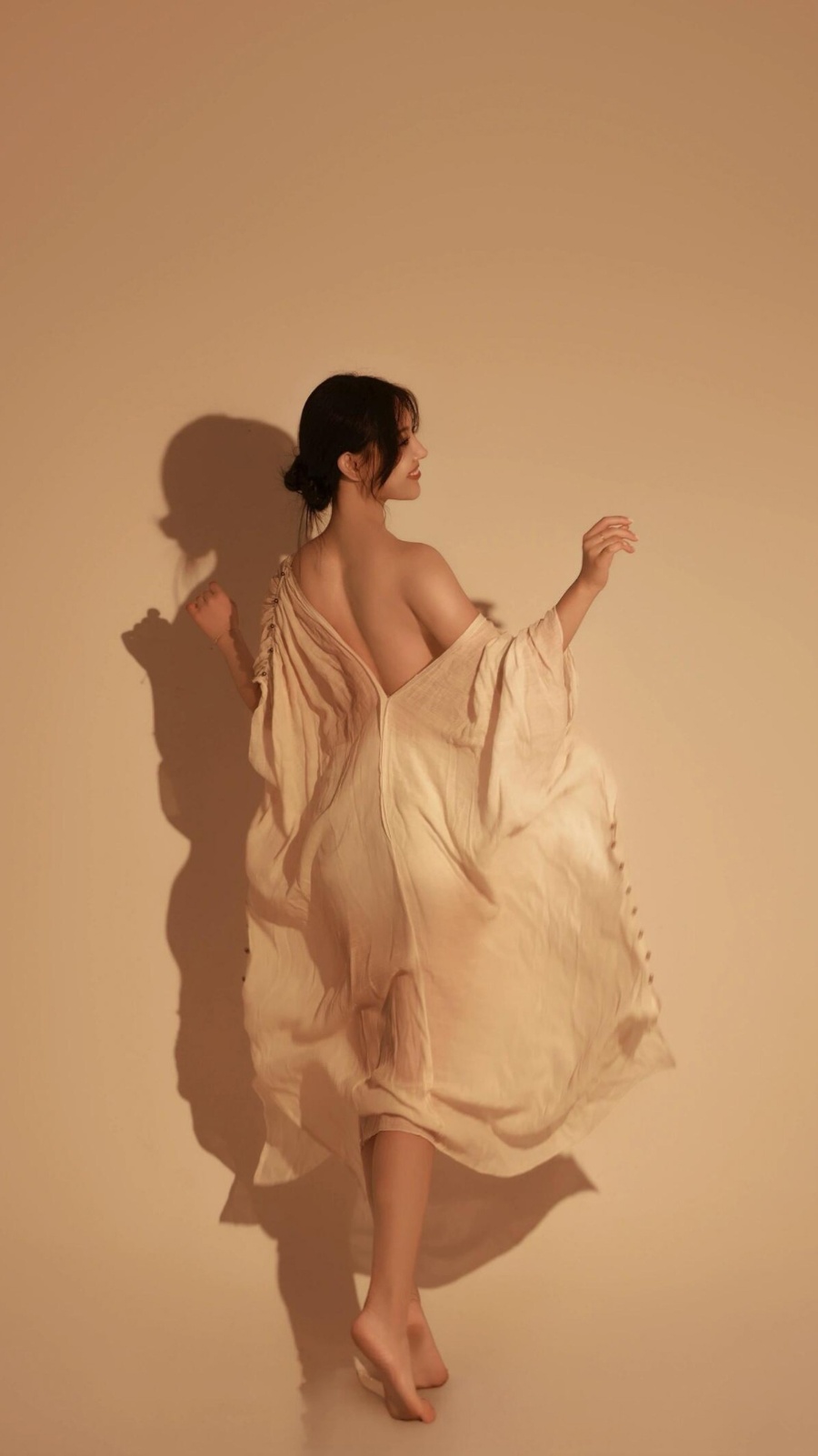 高级感光影艺术美女写真-第8张图片-风享汇