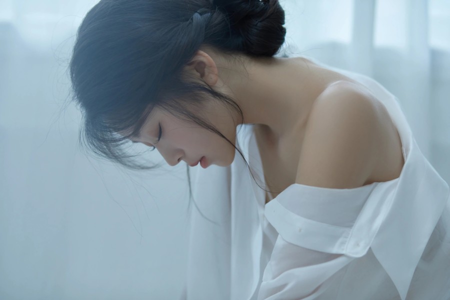 白衬衫纯欲天花板，情绪少女写真-第6张图片-风享汇