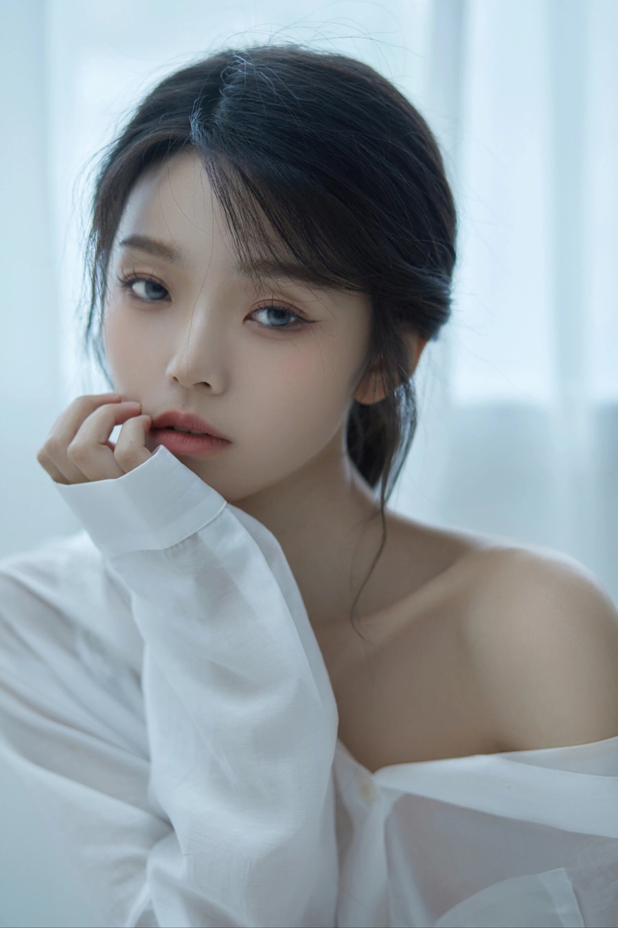 白衬衫纯欲天花板，情绪少女写真-第5张图片-风享汇