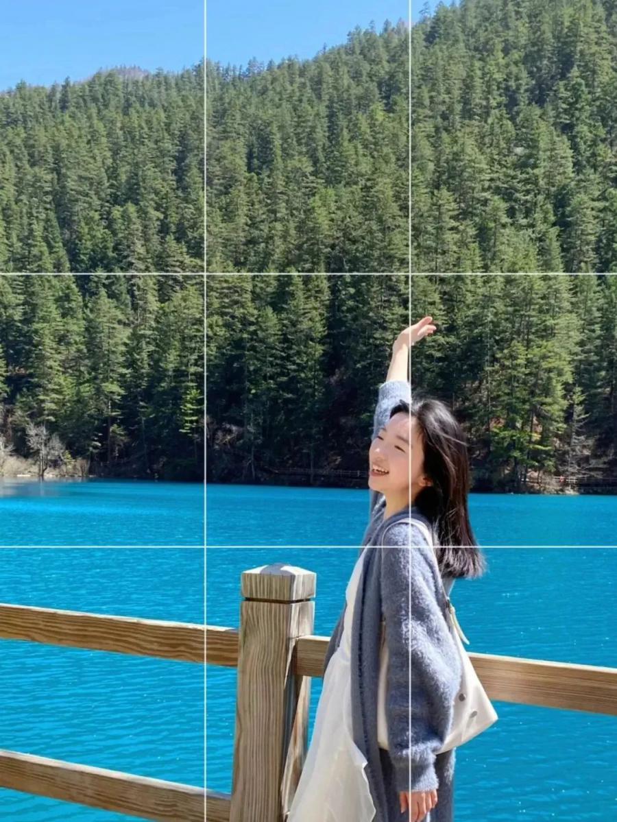 川西拍照必看！10个姿势+穿搭光线技巧，出片率拉满！-第5张图片-风享汇