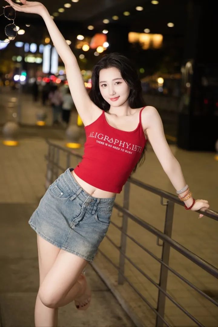 人像摄影：9个街头辣妹姿势，秒变夜拍女王-第10张图片-风享汇