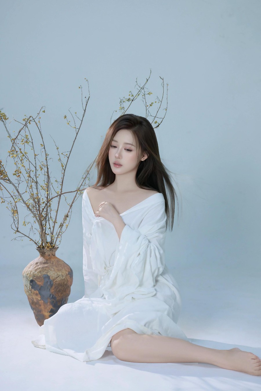 素衣禅意，清冷氛围感写真-第4张图片-风享汇