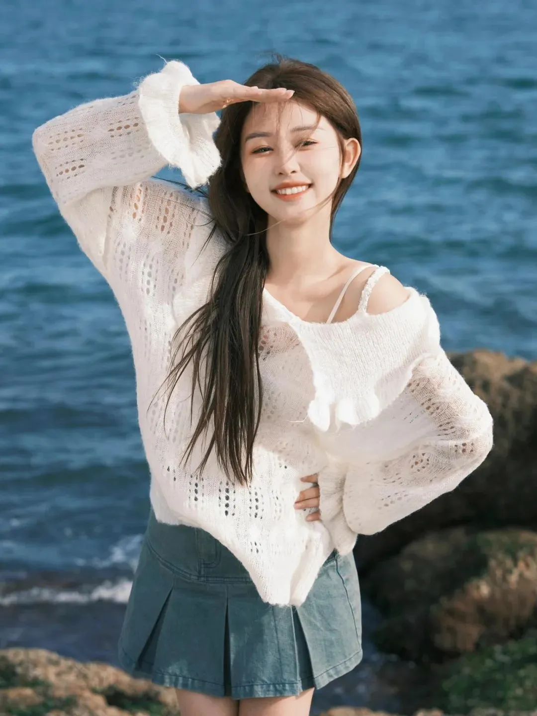 海边拍照秘籍大公开！普通女孩也能美出圈-第2张图片-风享汇