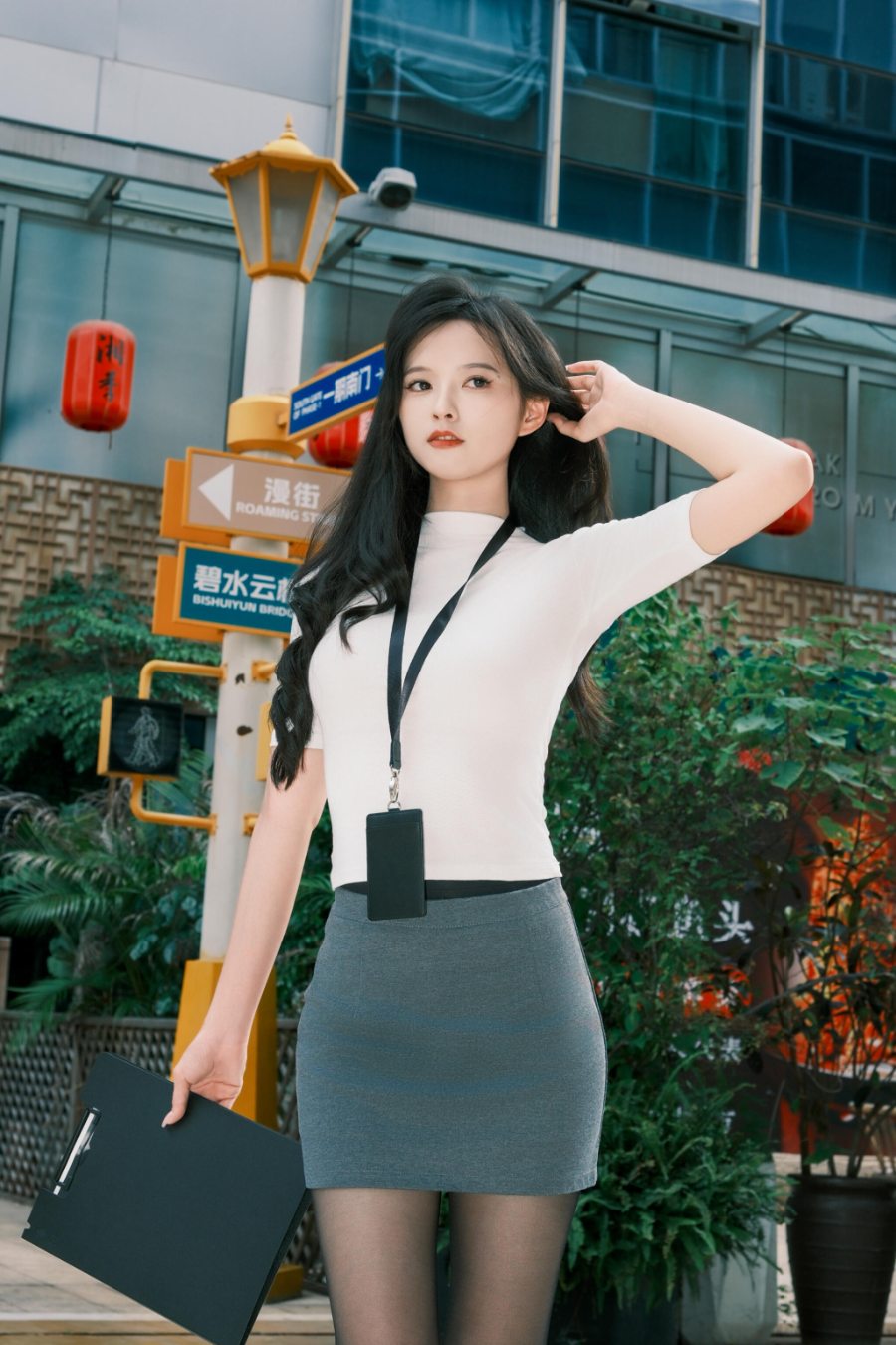 律政俏佳人，职业装美女写真-第9张图片-风享汇