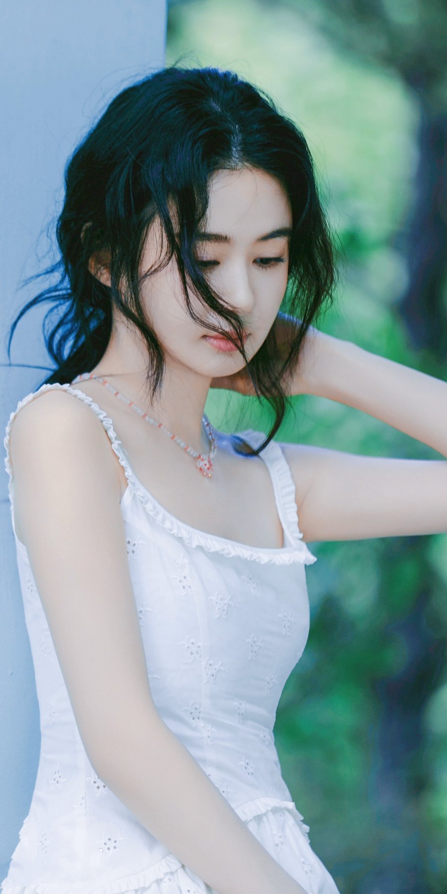 郑合惠子纯美壁纸，白色吊带裙少女感满满 ​​​-第3张图片-风享汇