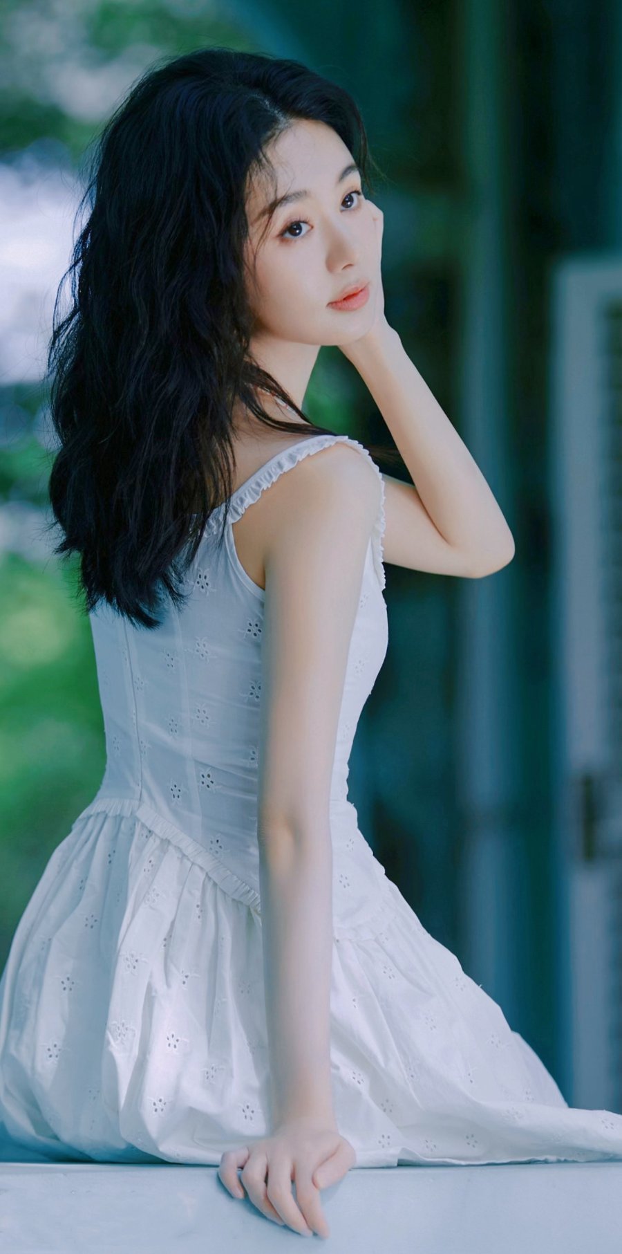 郑合惠子纯美壁纸，白色吊带裙少女感满满 ​​​-第2张图片-风享汇