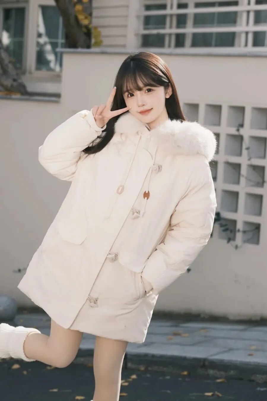 景区几个实用小技巧：让美女游客主动接受拍摄-第4张图片-风享汇