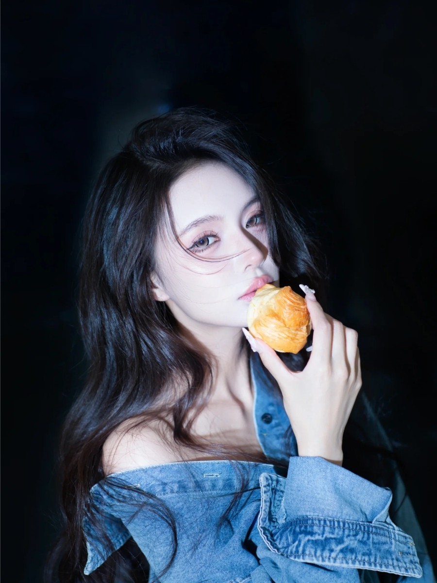 又纯又野牛仔风美女写真-第4张图片-风享汇