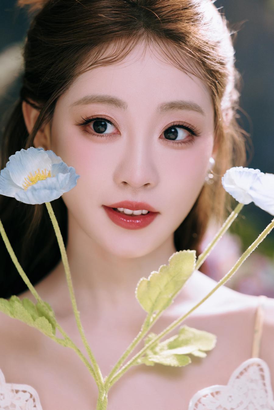祝绪丹蕾丝吊带碎花裙，清新优雅-第4张图片-风享汇