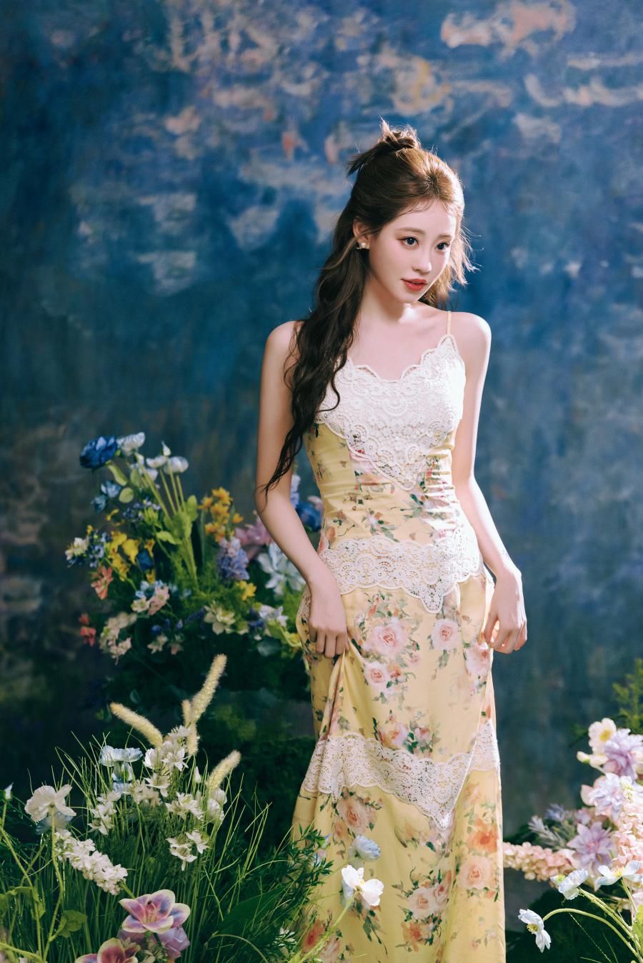 祝绪丹蕾丝吊带碎花裙，清新优雅-第7张图片-风享汇