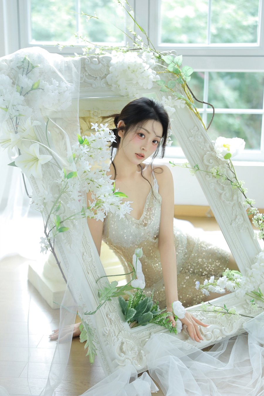 画框里的美神，纱幔花房的光影诗韵-第7张图片-风享汇