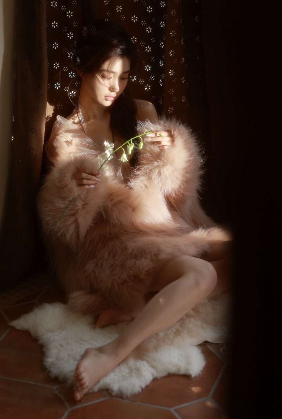 镜中花，纯欲天花板氛围感写真-第5张图片-风享汇
