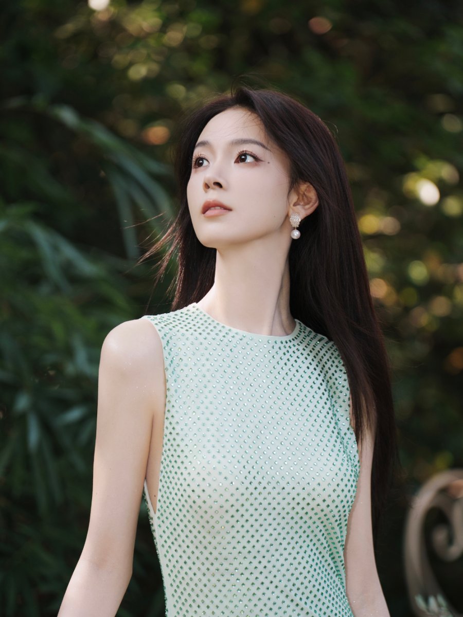 陈瑶小清新美照来袭-第13张图片-风享汇