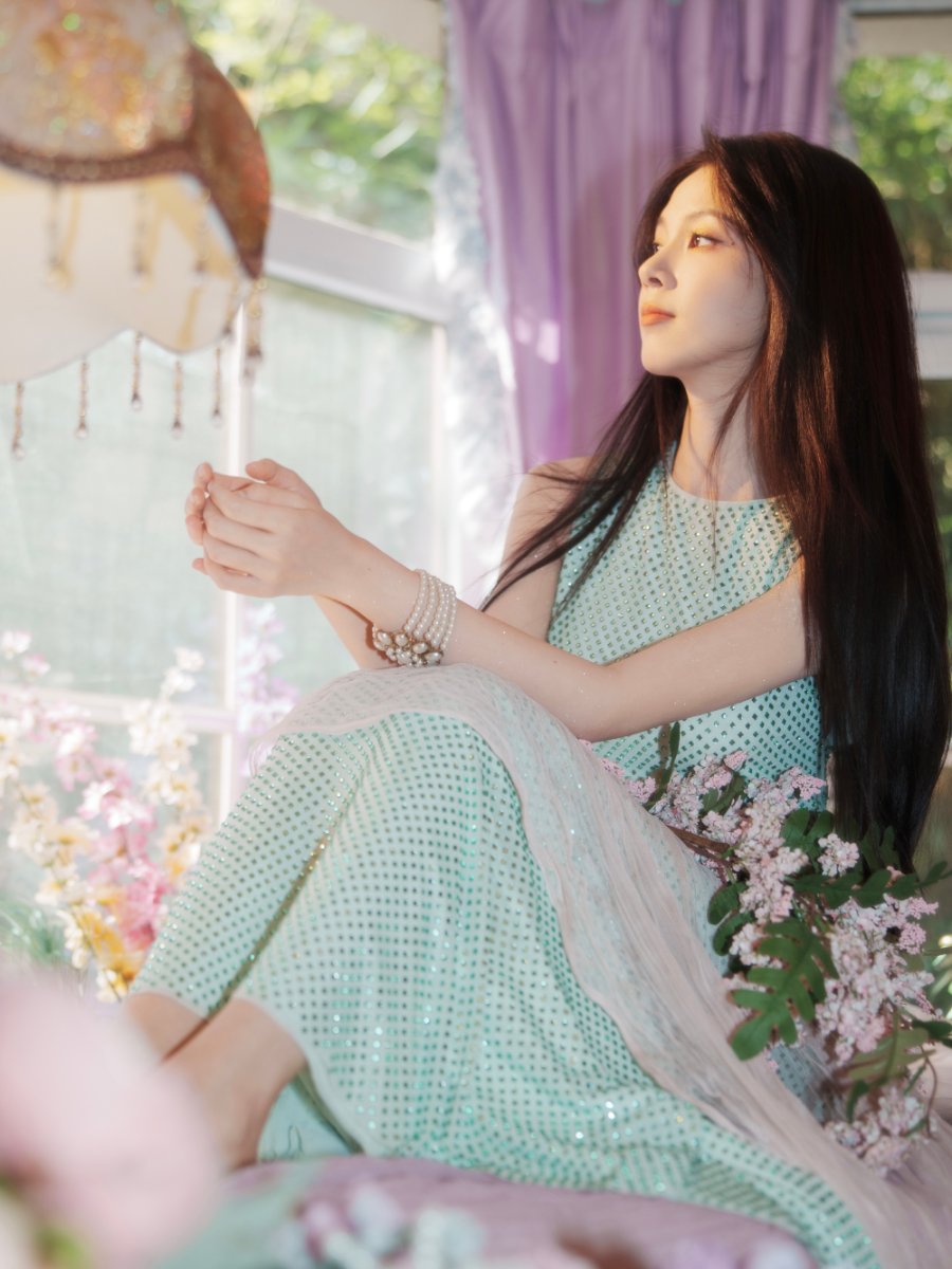 陈瑶小清新美照来袭-第11张图片-风享汇