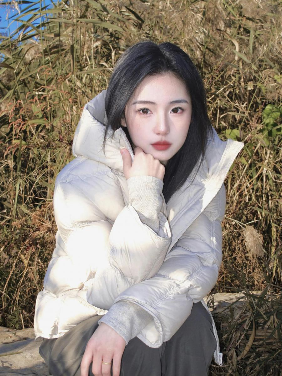 9 个冬日芦苇荡拍照姿势,轻松拍出氛围感大片!-第8张图片-风享汇 9 个冬日芦苇荡拍照姿势,轻松拍出氛围感大片!-第8张图片-风享汇