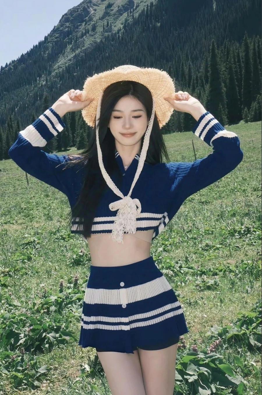 山野出片指南|6个摆姿公式,轻松拿捏清新氛围感-第2张图片-风享汇 山野出片指南|6个摆姿公式,轻松拿捏清新氛围感-第2张图片-风享汇