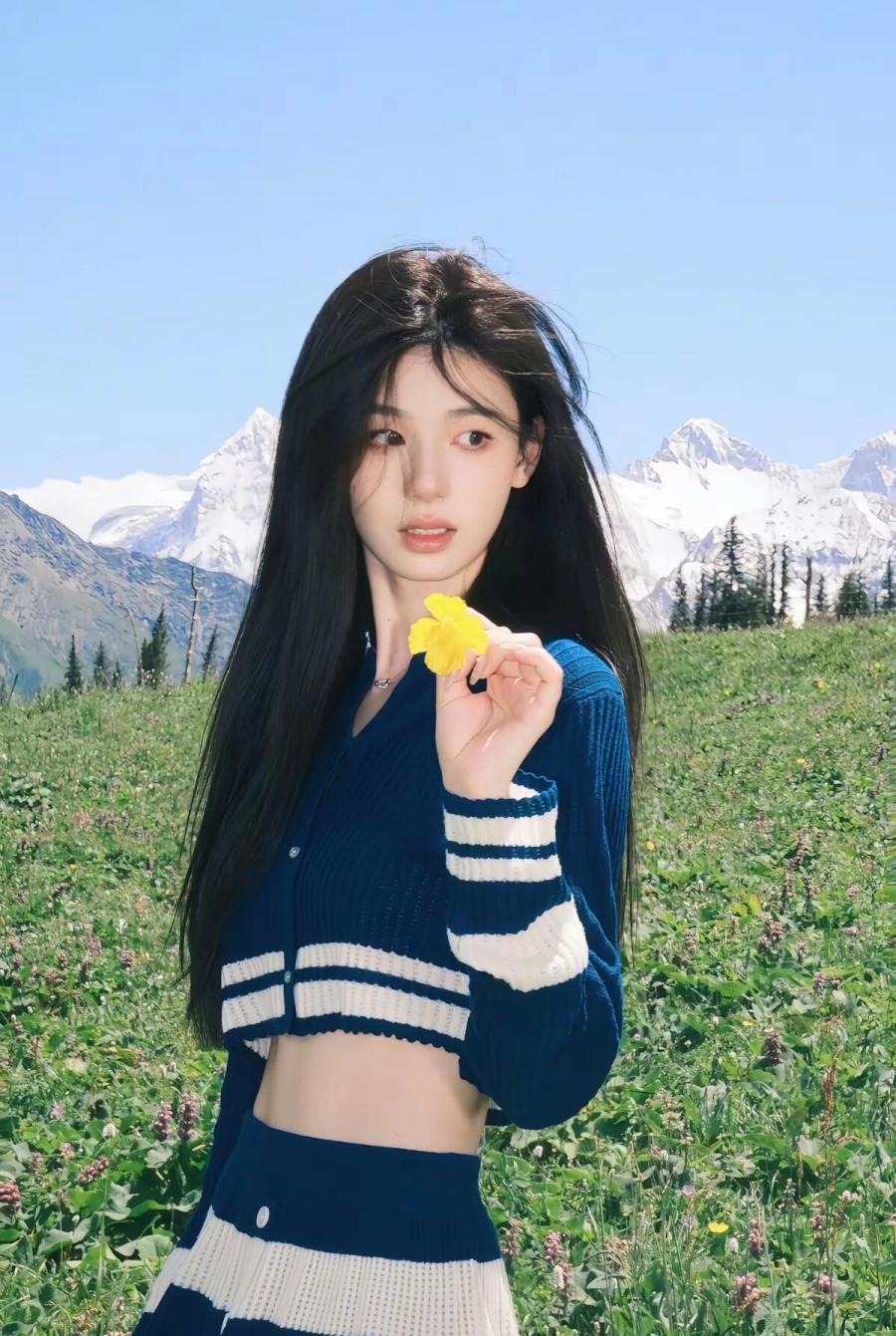 山野出片指南|6个摆姿公式,轻松拿捏清新氛围感-第7张图片-风享汇 山野出片指南|6个摆姿公式,轻松拿捏清新氛围感-第7张图片-风享汇