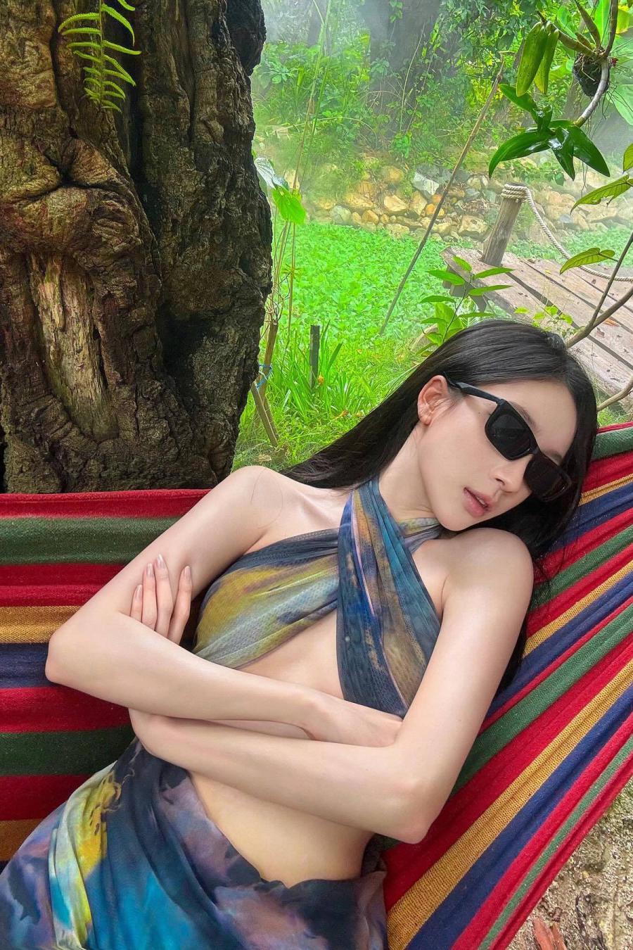 沙滩裙美得让人窒息，超个性印花太吸睛-第4张图片-风享汇