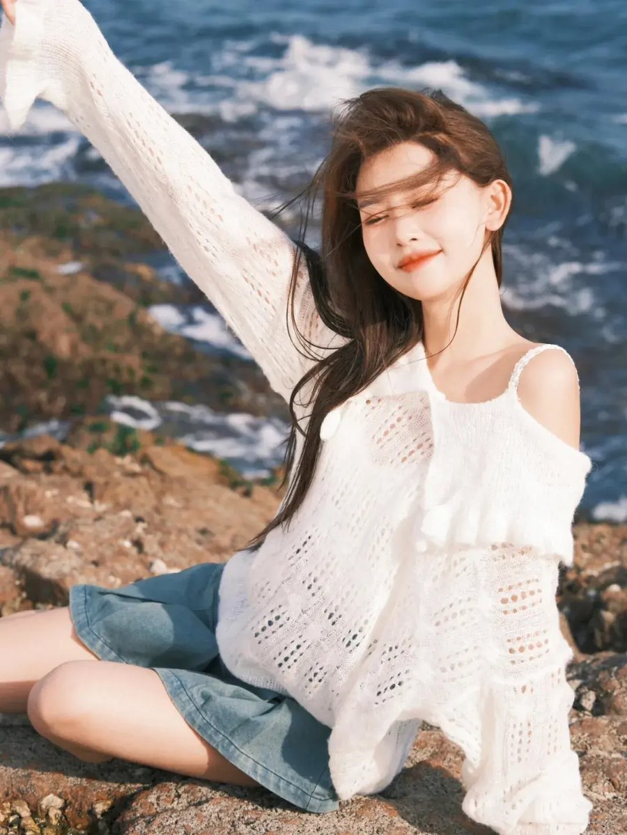 海边写真姿势指南：10 个动作拍出清新氛围感-第10张图片-风享汇