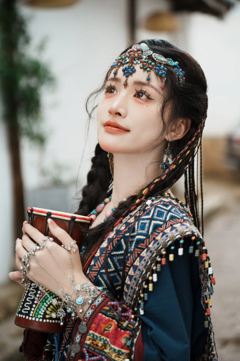 民族风拍照摆姿：9 个动作解锁异域风情，美到窒息-第7张图片-风享汇