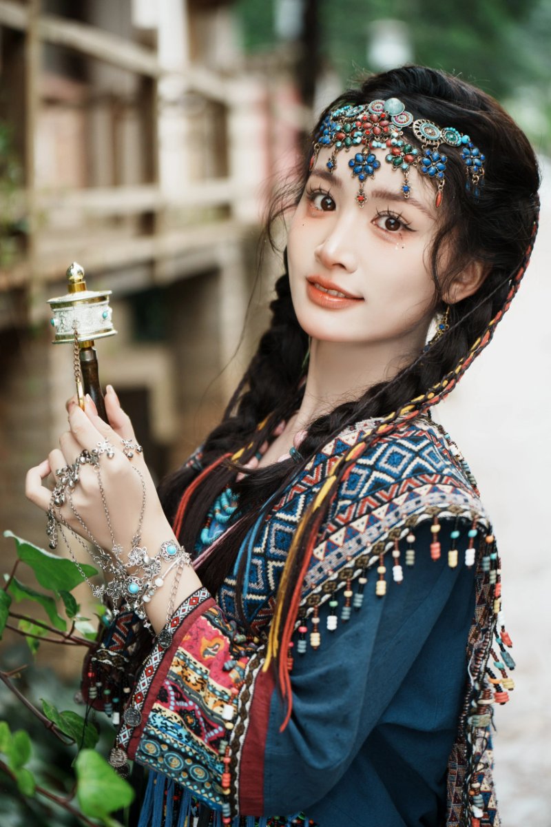 民族风拍照摆姿：9 个动作解锁异域风情，美到窒息-第10张图片-风享汇