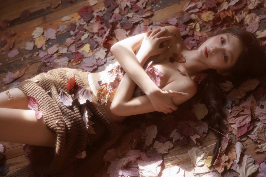 暖冬光影柔美交错，长发少女写真-第4张图片-风享汇