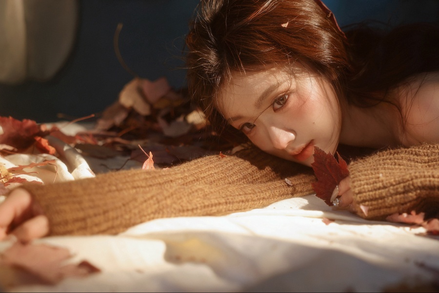 暖冬光影柔美交错，长发少女写真-第19张图片-风享汇