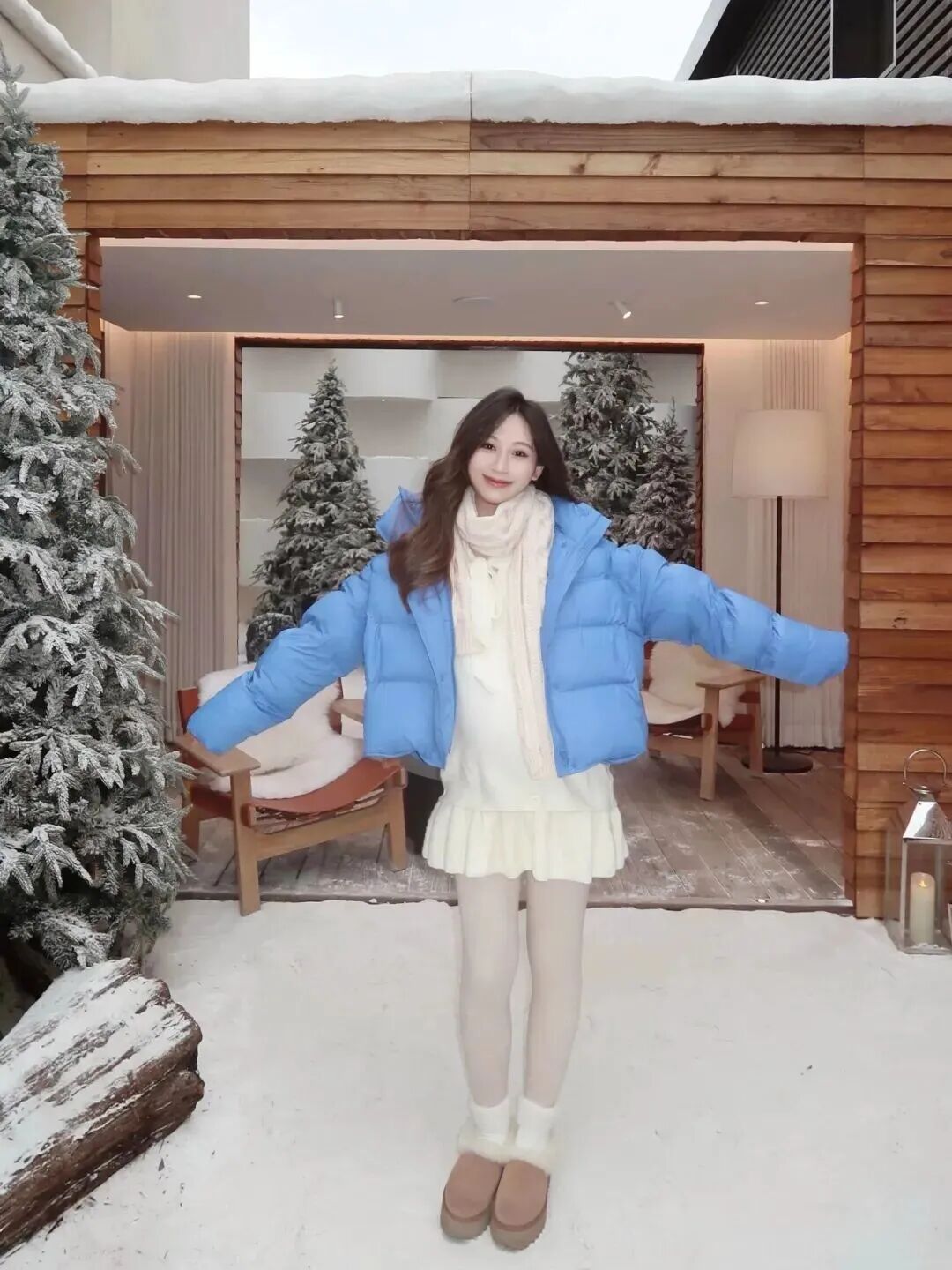 雪天拍照怕僵住?8个氛围感摆姿抄作业!-第8张图片-风享汇 雪天拍照怕僵住?8个氛围感摆姿抄作业!-第8张图片-风享汇