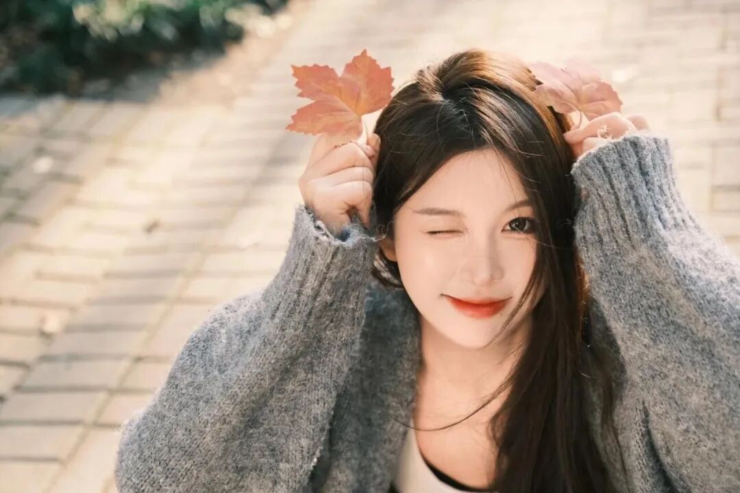 冬日暖阳拍照：8 个松弛感摆姿，秒出温柔氛围片-第5张图片-风享汇