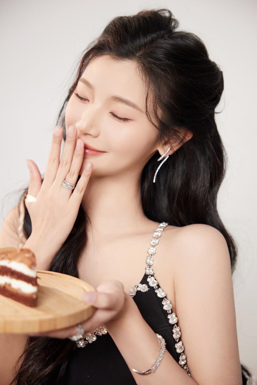 浩浩妈，王星辰顶级身材-第4张图片-风享汇