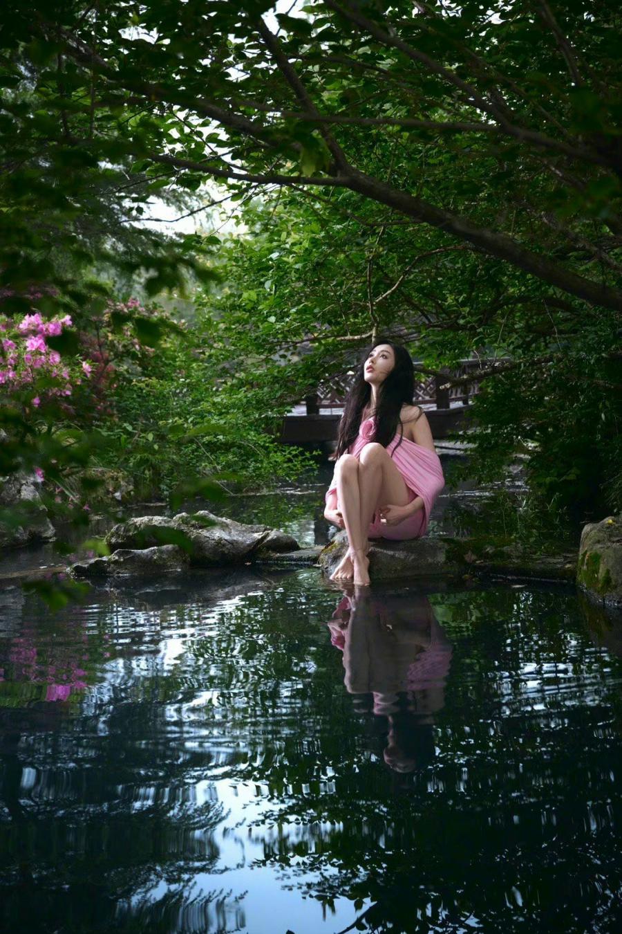 张天爱，粉裙美腿，柔美清澈-第8张图片-风享汇