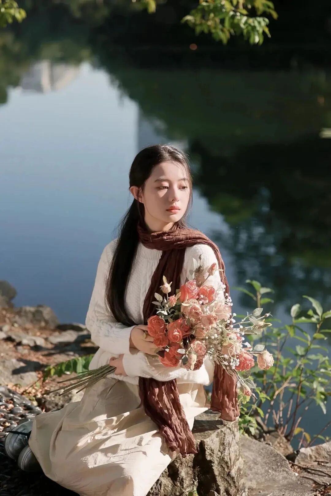 冬日暖阳：7个松弛感摆姿，拍一次美一次-第8张图片-风享汇