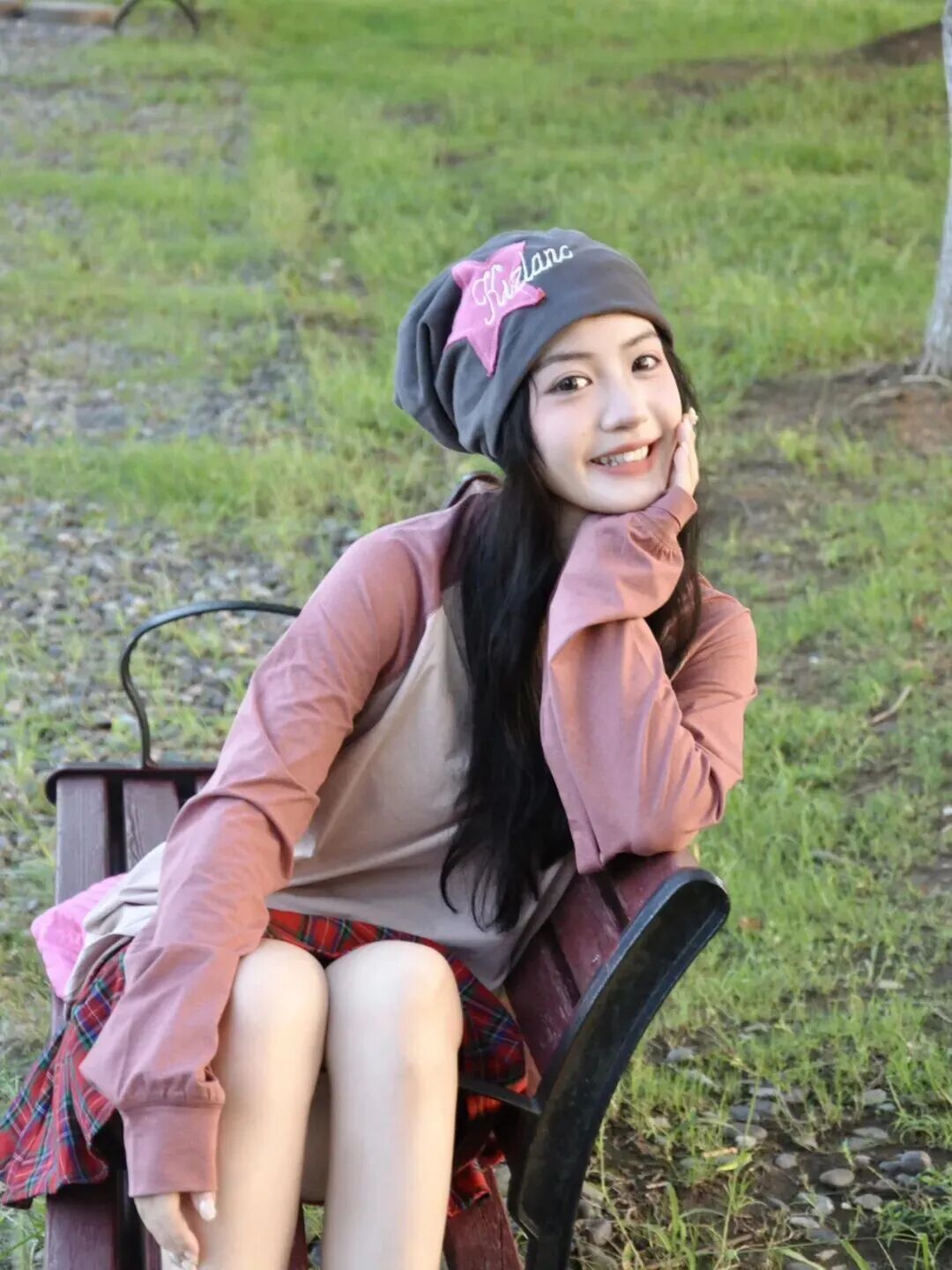 普通穿搭秒变公园青春片！9个摆姿公式直接抄-第2张图片-风享汇