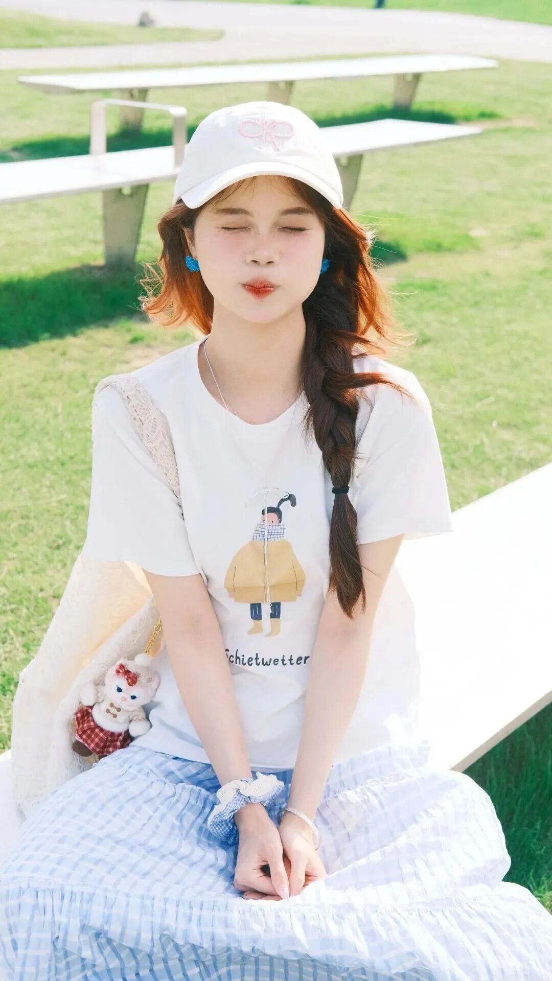 公园拍照9个灵动姿势,把日常逛玩拍成元气大片-第6张图片-风享汇 公园拍照9个灵动姿势,把日常逛玩拍成元气大片-第6张图片-风享汇