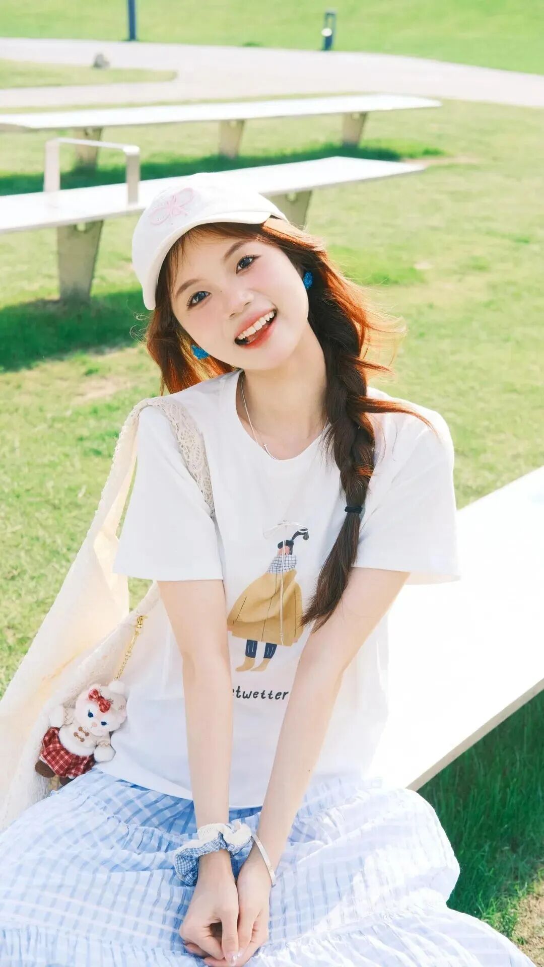 公园拍照9个灵动姿势,把日常逛玩拍成元气大片-第5张图片-风享汇 公园拍照9个灵动姿势,把日常逛玩拍成元气大片-第5张图片-风享汇