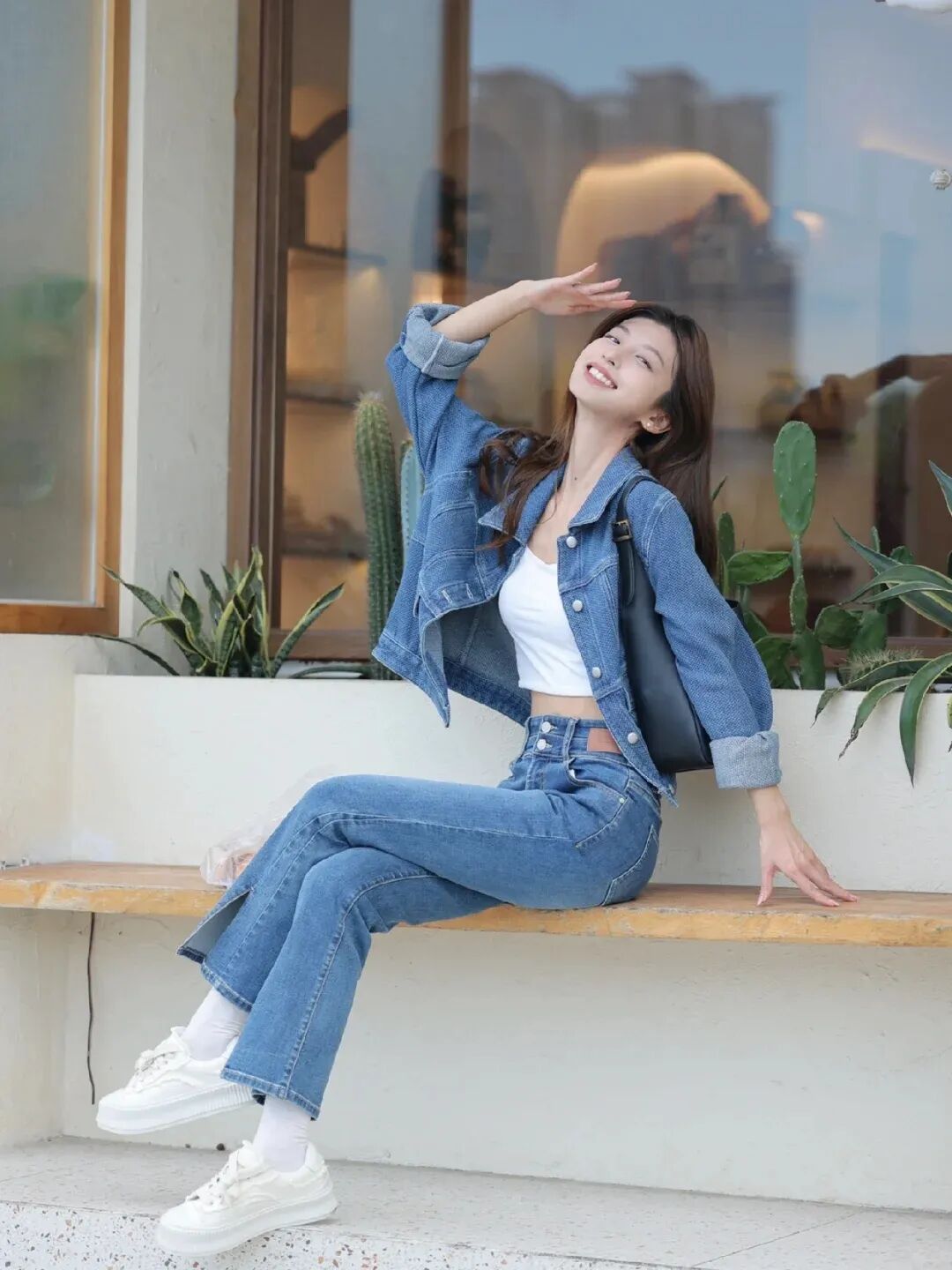 牛仔套装拍照｜6个姿势解锁松弛感街拍-第4张图片-风享汇