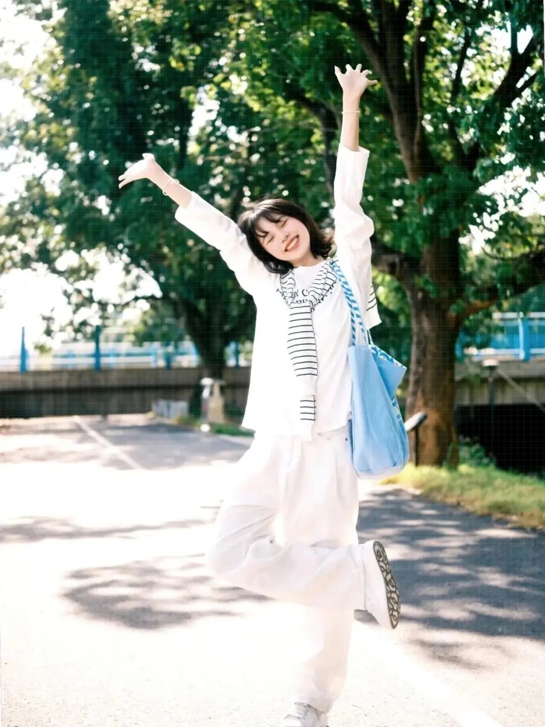 元气松弛感写真｜把青春拍成发光的日常-第7张图片-风享汇