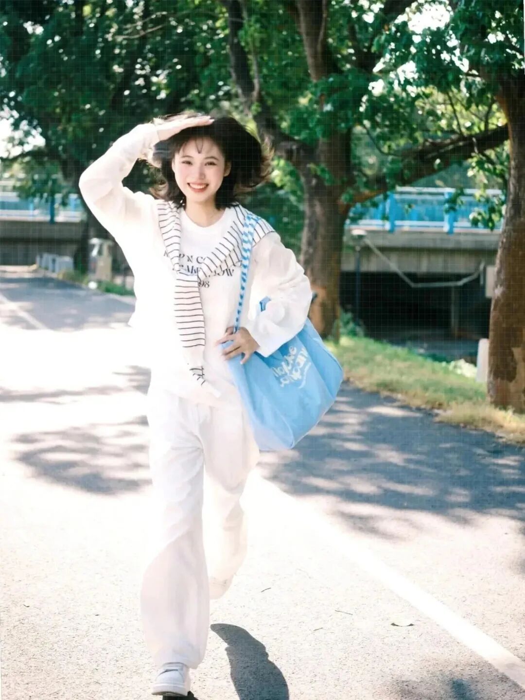 元气松弛感写真｜把青春拍成发光的日常-第11张图片-风享汇
